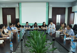 負(fù)責(zé)人開晨會