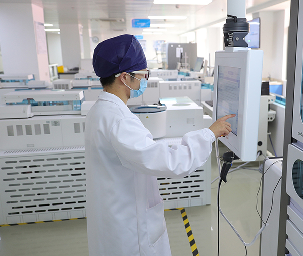 該實(shí)驗(yàn)室一行人前來(lái)我們綠谷商貿(mào)公司參觀談采購(gòu)ATCC菌株合作